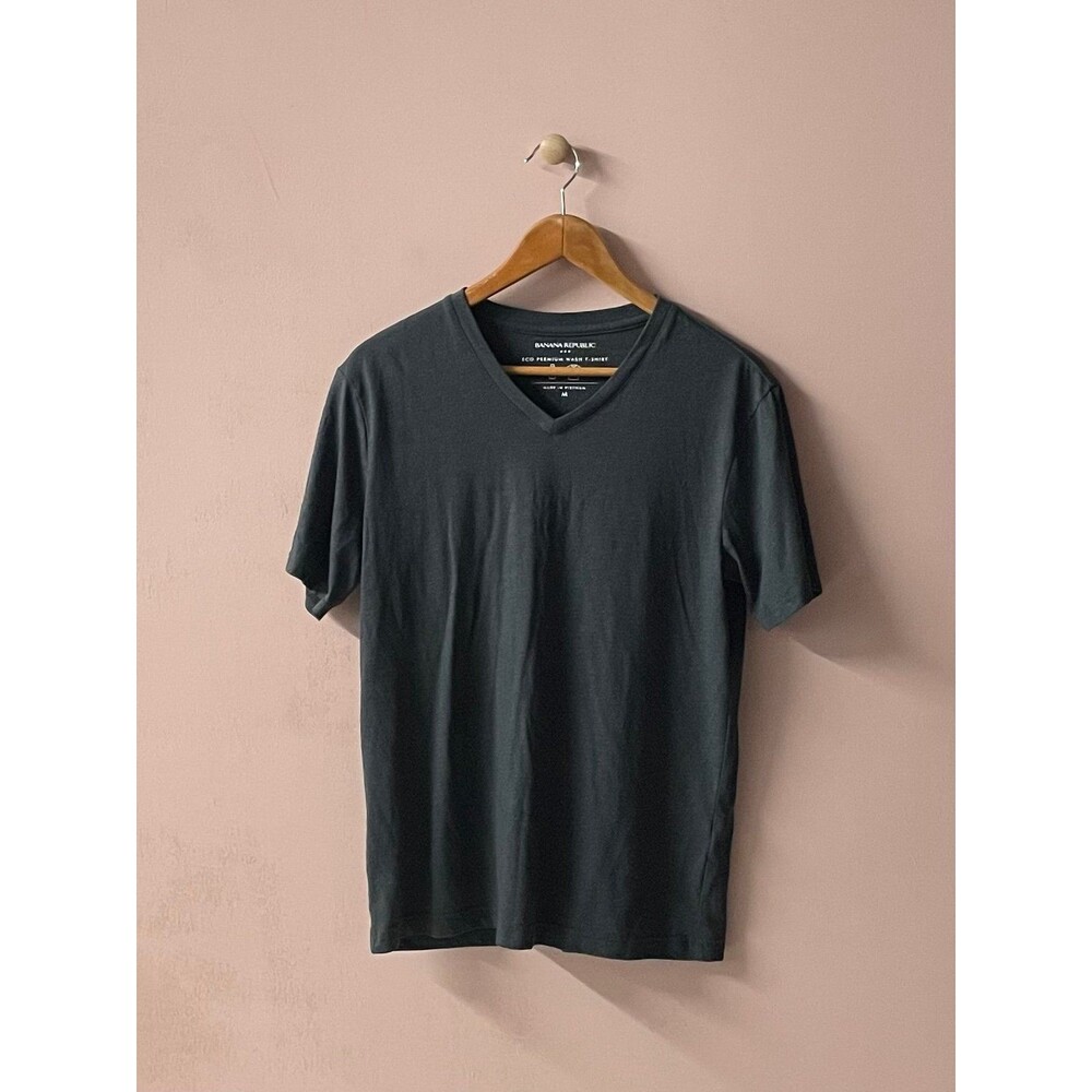 Banana Republic Men's Dark Gray V-Neck T-Shirt Size M